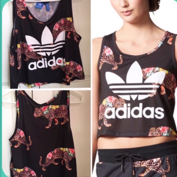 🔥🔥SUPER SALE🔥🔥PRICE FIRM✅ 👑Adidas Animal Print Oncanda Crop Top - Picture 5 of 10